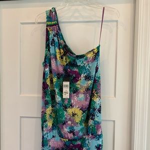 One shoulder dress